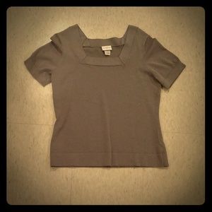Woman's Lightweight Sweater